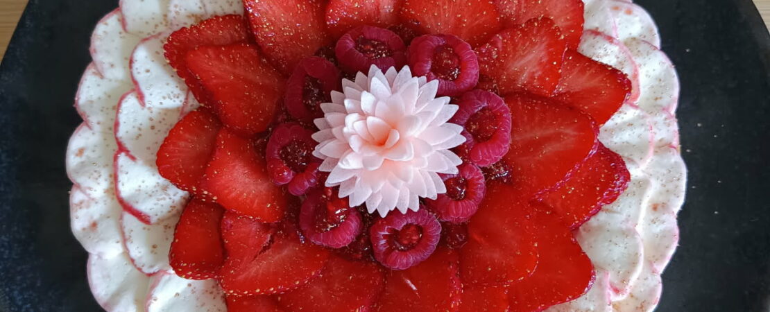 tarte fraise framboise ganache montée chocolat blanc
