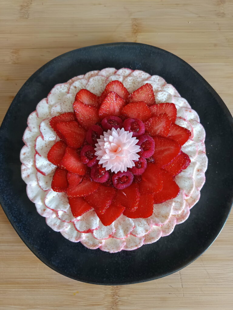 tarte fraise framboise ganache montée chocolat blanc